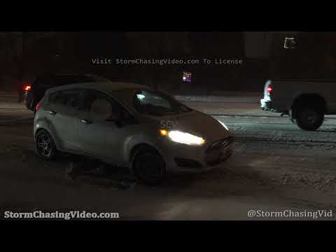 Colorado Springs, CO Snowy Mess Leaves Cars Stranded on Steep Roads – 12/28/2020