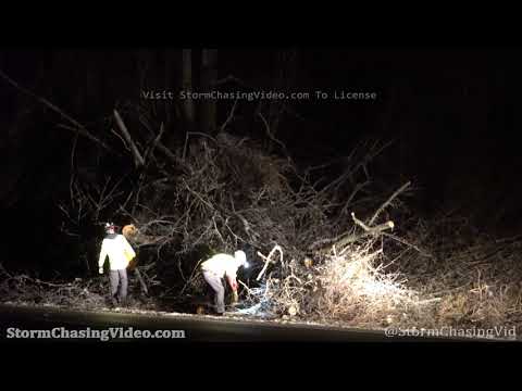 Utility Crews Work Into The Night To Repair Ice Storm Damage in Meherrin, VA – 2/18/2021