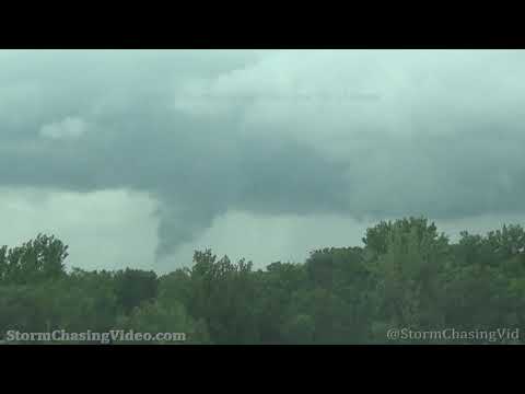 Tornado touching down near Crete, IL – 6/26/2021