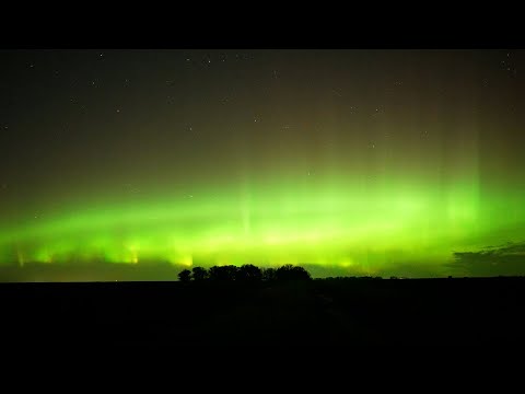Vivid Auroras Fill The Night Sky Over Minnesota 10/11/2021