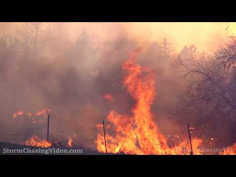 Louisville, CO Fire Fighters fighting wildfire burning structures – 12/30/2021