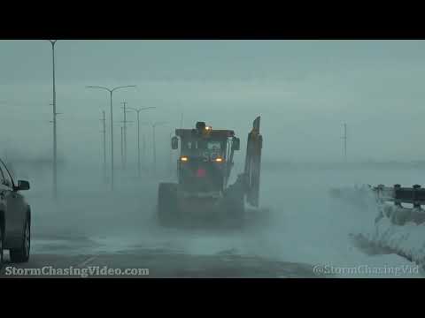 Winter Clipper Creates Slick Roads, Fargo, ND – 1/2102022
