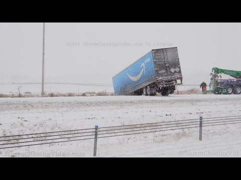 Dangerous Ice Storm  – Winter Storm With Lots Of Crashes, Dayton, OH – 2/3/2022
