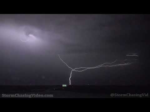 Epic Upward Lightning Bolts, Wilson, KS – 5/17/2022