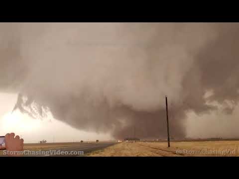 Huge tornado on the ground near Morton, Texas – 5/23/2022