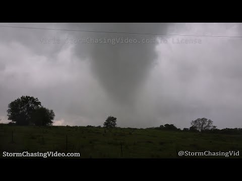 Large wedge tornado throwing debris in the air Springer, OK – 4/22/2020