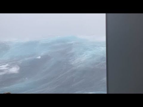 Video from oil rig shows 50-foot waves in Gulf during Hurricane Zeta