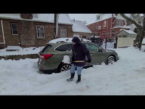 SNOW DAY in Queens, NY Massive Snow Clean Up And Kids Sledding – 2/2/2021