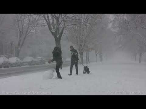 People Out In The Winter Storm, Richmond, VA – 1/3/2022
