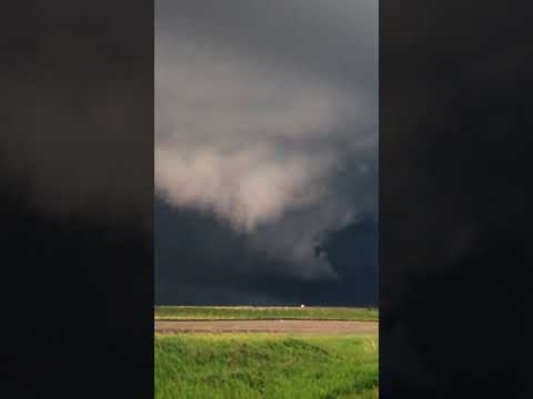 Under a Tornadic Supercell – Extreme Weather #shorts