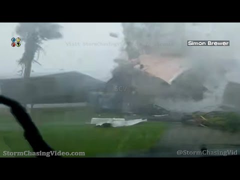 Hurricane Ian Flying Debris, Live Stream Highlights, Placida, FL – 9/28/2022