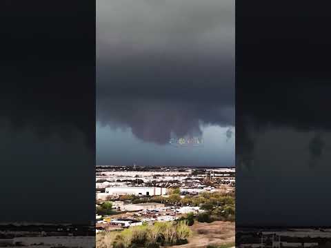 Tornado Warning and Power Flashes threaten Dallas, TX yesterday